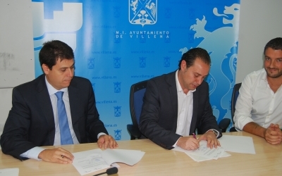El Ayuntamiento y JOVEMPA firman un convenio de colaboración en el ámbito empresarial