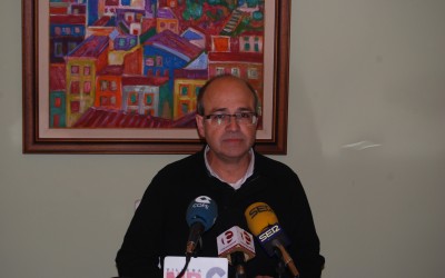 Esquembre: “La previsión de ingresos asciende a 22.400.000 euros, un aumento de 318.000 euros respecto al presupuesto de 2014”