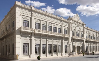 El Ayuntamiento celebra hoy pleno extraordinario en el Teatro Chapí para la entrega oficial del Título de Hijo Predilecto de Villena a Joaquín Navarro