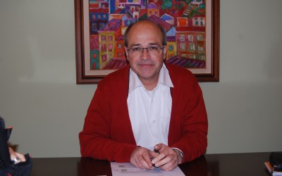 Esquembre: “El techo de gasto del señor Montoro favorece a los que más han despilfarrado”