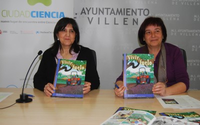 Reparto de cómics por la celebración del Año Internacional de los Suelos