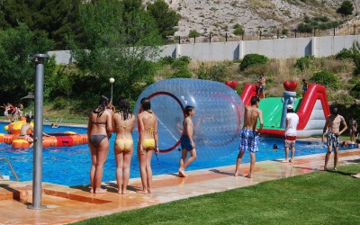 Ya se pueden entregar los curriculum para trabajar de socorrista en la Piscina de Verano de la FDM