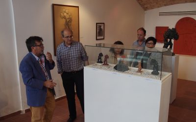 “El Oso y el Madroño, 50 años al Sol” ya luce en Villena