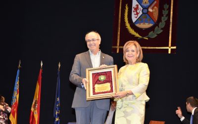 El instituto Hermanos Amorós recibe la Medalla de Oro de la ciudad