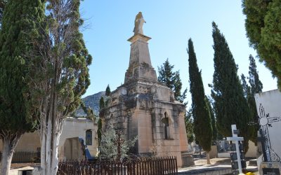 93 visitantes en las Rutas Modernistas al Cementerio