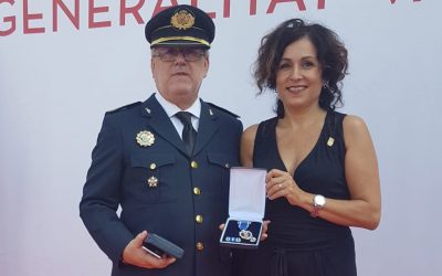La Generalitat condecora a la Comisaria Jefe de Villena Inmaculada Soriano Angulo