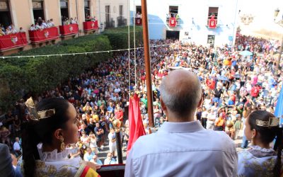 Un pregón muy musical da inicio a las Fiestas de Moros y Cristianos en Villena