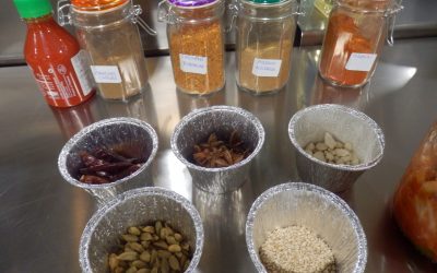 Realizado el curso sobre especias de los cinco continentes en las cocinas del Mercado