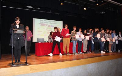El Día de la Ciudad Educadora reúne a veteranos y noveles en Villena