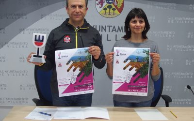 Carrera entre Viñedos entre las ruinas fenicias