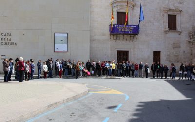 Villena muestra su repulsa al asesinato machista de Rojales