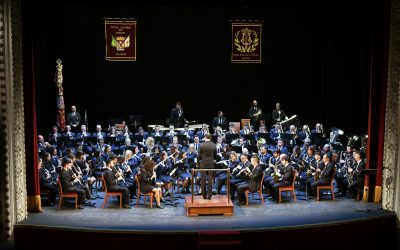 La Banda Municipal homenajea a la Junta Central de Fiestas con un repaso musical de su historia