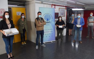 Reparto de mascarillas para el alumnado de 4º de ESO y 2º de Bachillerato