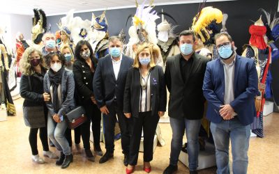 El alcalde de Villena celebra la aportación de siete millones del ‘Plan Resiste’ para el sector de la artesanía de fiestas