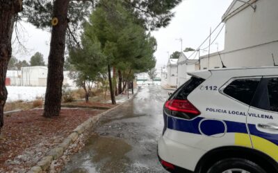 Policía Local refuerza efectivos y patrullas ante la situación de emergencias por nieve