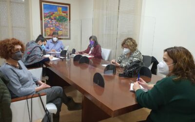 La Concejalía de Educación solicita a Conselleria reforzar las titulaciones de los centros de FP de Villena