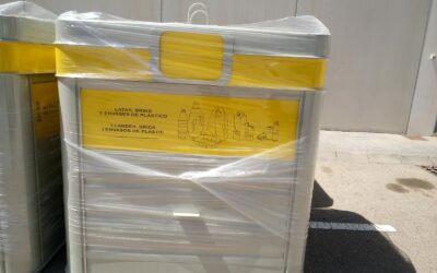 El Ayuntamiento instala 18 nuevos contenedores de envases en el casco urbano y diseminados