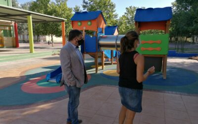 El alcalde visita los centros escolares en el inicio de curso con más de 5.700 alumnos