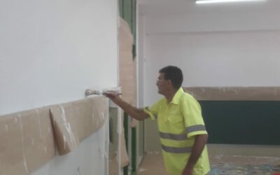 El Ayuntamiento colabora en la mejora del espacio destinado a la clase de Infantil de dos años en el CEIP Joaquín María López