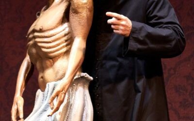 Antonia Rodenas y la obra teatral “Réquiem por un campesino español”, en la programación de la KAKV de esta semana