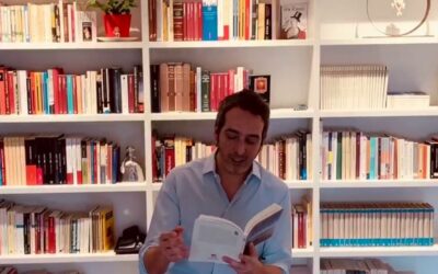 El escritor Villenense Javier Prieto presenta su último trabajo y las actividades por el Día de las Bibliotecas cierran con el teatro infantil “Las sirenas son calvas”