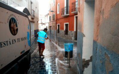 Iniesta defiende el modelo público de RSU frente al intento de mercantilizar un servicio que funciona con mejoras en recogida y nuevos servicios