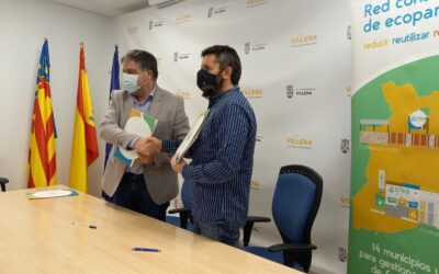 Ayuntamiento de Villena y el Consorcio de residuos CREA firman el convenio de cesión de parcela para el nuevo ecoparque fijo
