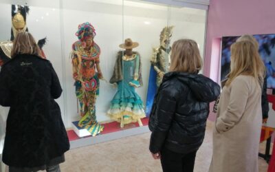 Periodistas nórdicos y checos especializados en turismo visitan Villena para conocer su oferta