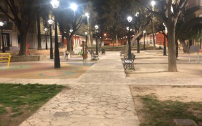 El cambio del sistema de iluminación en la Plaza de Martínez Olivencia reduce un 70% el consumo eléctrico