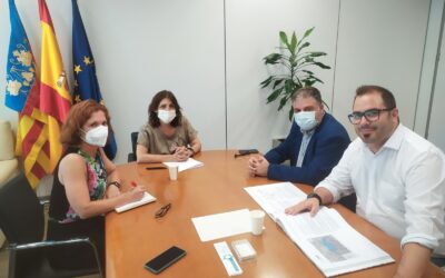 El alcalde se reúne con la Secretaria Autonómica de Economía para interesarse por el avance del desarrollo de la Zona de Actividades Logísticas   