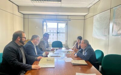 Ayuntamiento y Ministerio de Transportes abordan soluciones a la línea de edificación en la fachada de la A-31