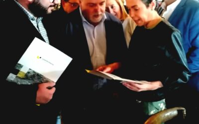 La secretaria de Estado de Transporte recibe el dosier del Puerto Seco ‘Levante Interior’ de Villena