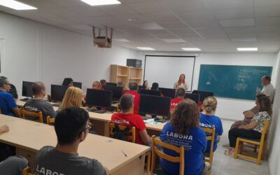 El Ayuntamiento de Villena forma al alumnado de los talleres de Empleo en prevención de las olas de calor