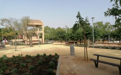 Villena inaugura el reformado Parque del Mercado