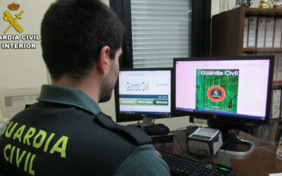 La Guardia Civil ofrece la charla sobre medidas de seguridad informática en el periodo de compras navideñas