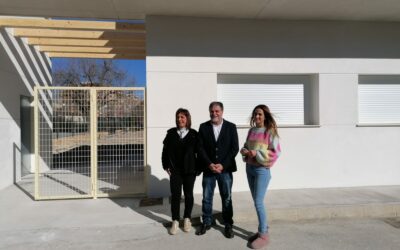 El Ayuntamiento recepciona las obras en el CEIP Ruperto Chapí de cambio de la carpintería exterior y construcción del nuevo Aula de la Naturaleza