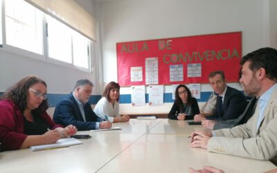 El alcalde se opondrá a la intención del Consell de suprimir el Colegio Santa Teresa del Barrio de San Francisco