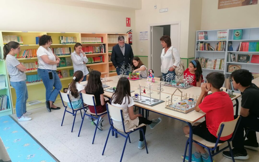 Educación aprueba las bases y la convocatoria de las ayudas escolares con una dotación de 50.000 euros