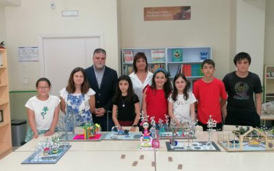 El equipo de gobierno anima al equipo de 5º de Primaria del CEIP Joaquín María López, finalista del concurso UP!Steam5 de la Universidad Politécnica de Valencia