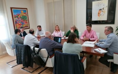 El Ayuntamiento y los empresarios de la Plataforma Nodo Levante Interior pedirán la mediación del presidente de la Generalitat para la aprobación definitiva en Villena