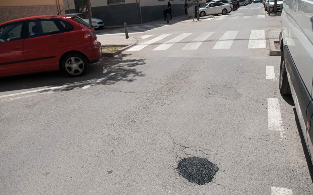 La Concejalía de Servicios inicia la campaña de mejora del asfalto y mantenimiento de calles