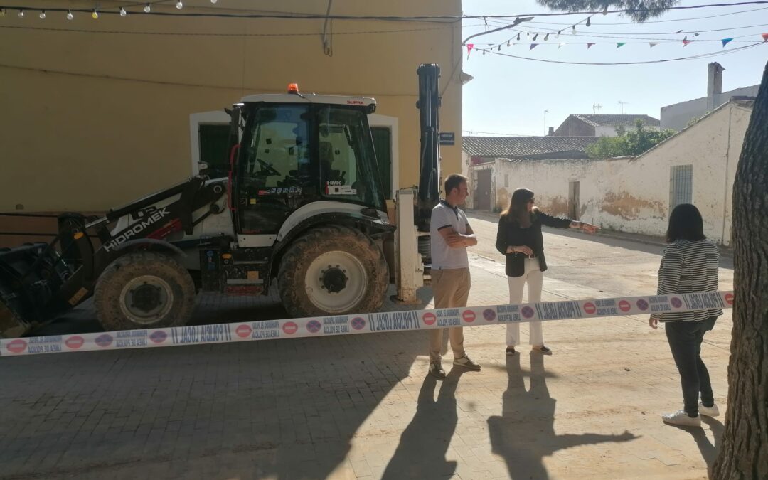 Villena retira 65.000 kilos de lodo de las calles de la ciudad generado por las últimas lluvias