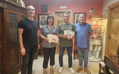 El Teatro Chapí recibe una donación de varios libretos de Aquilino Juan Ocaña y de Ruperto Chapí