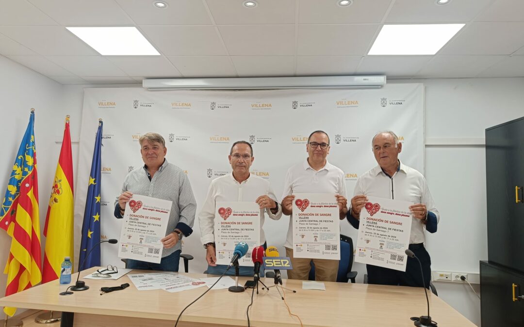 Villena da inicio a su programa de actos festeros con el concierto de pasodobles, pasacalles y romería