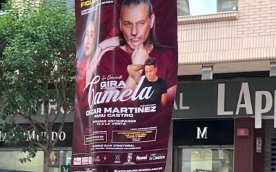 El concejal de Limpieza advierte de la prohibición de instalar carteles en el mobiliario urbano