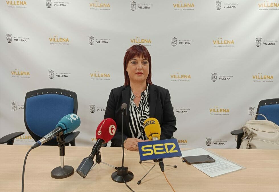 Villena impulsa nuevas ayudas para becas Erasmus