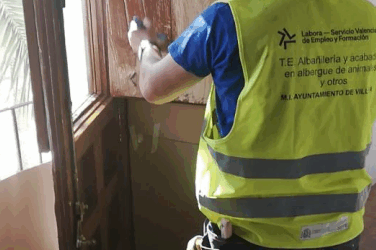 El pleno pide a Labora que mejore los procesos de selección del alumnado y el profesorado de los programas de los talleres de empleo  