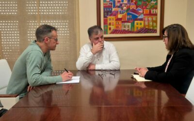 El equipo de Gobierno municipal insta a Educación a que acelere la ampliación de los centros Hermanos Amorós y El Grec