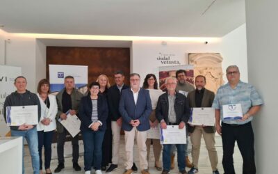 Diez establecimientos de Villena reciben la renovación del sello de calidad turística SICTED 2025