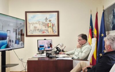 El alcalde pide a la CHJ que futuras inversiones hídricas de embalses compaginen la eficiencia con la seguridad 